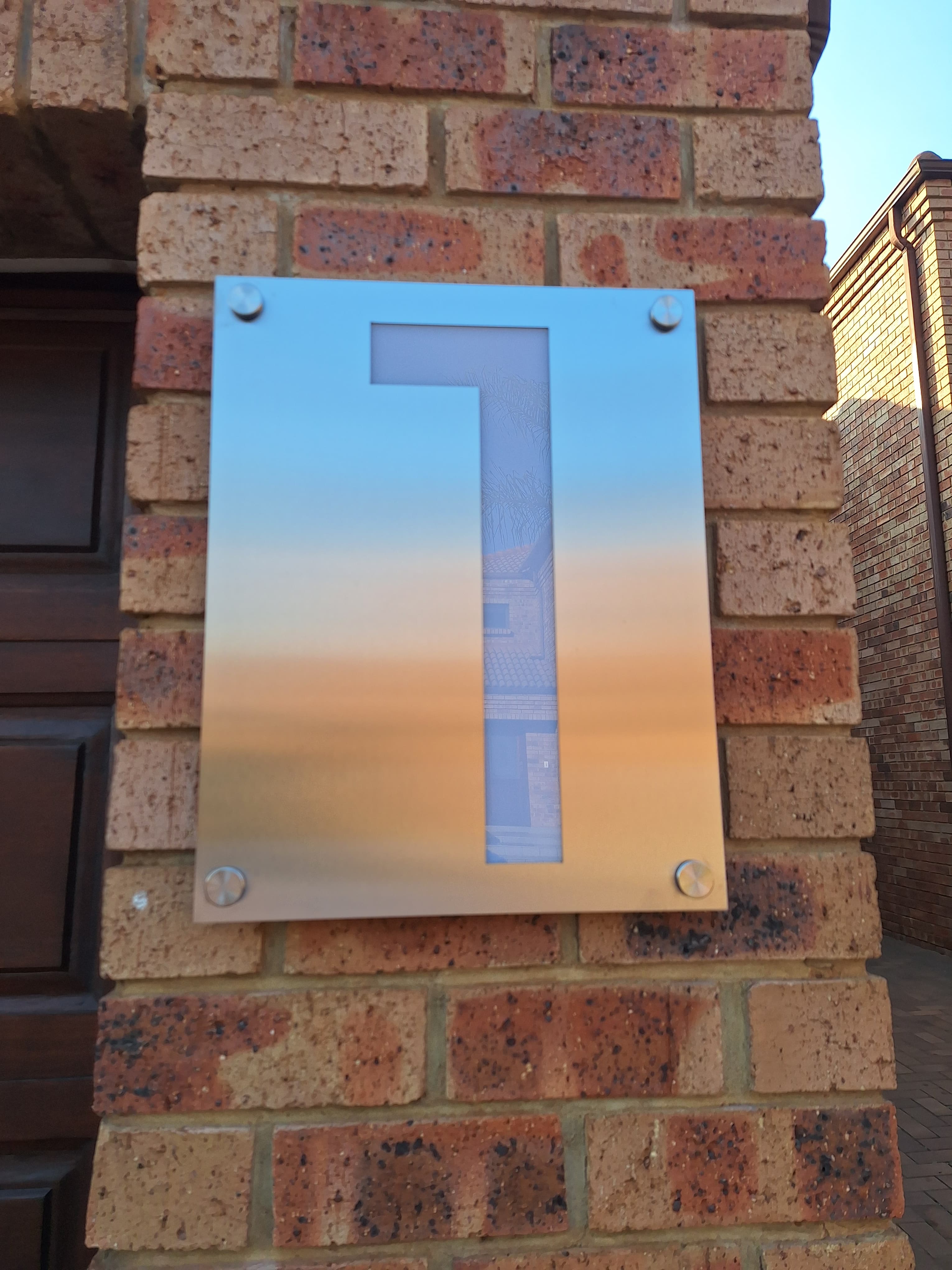Portebello Complex Porto Drive — installation 2